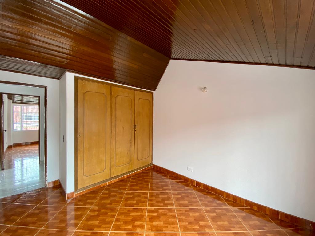 Casa en venta en Barrios Unidos, Bogotá · foto 15 de 21