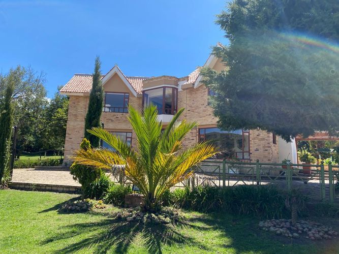 Casa de 4 alcobas en venta en Yerbabuena, Chía, 623 m² · foto 3 de 20