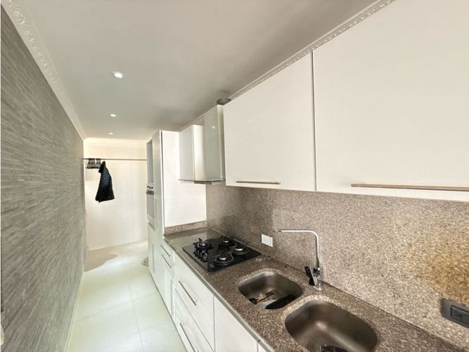Apartamento en venta en Santa Barbara, Bogotá · foto 3 de 23
