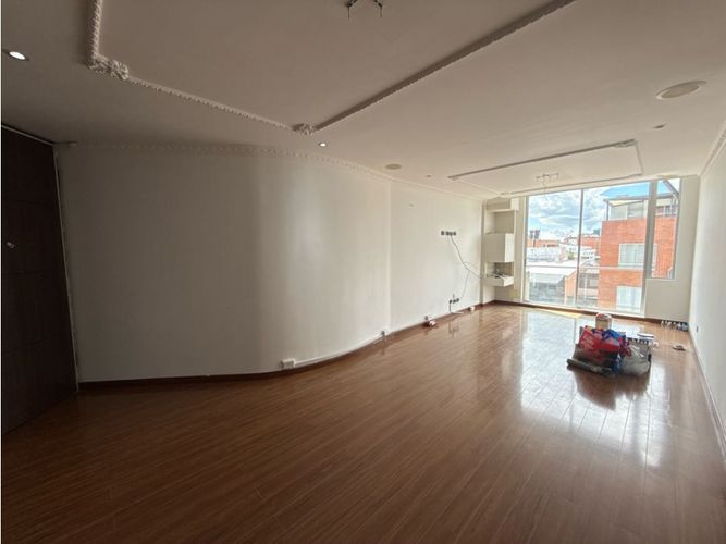 Apartamento en venta en Santa Barbara, Bogotá · foto 5 de 23
