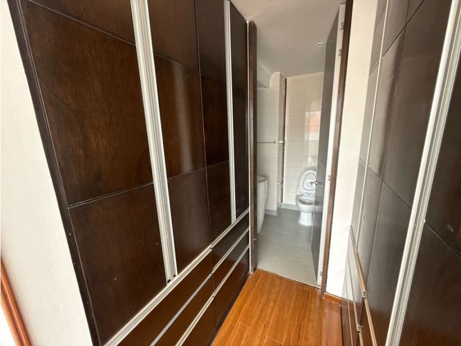 Apartamento en venta en Santa Barbara, Bogotá · foto 10 de 23