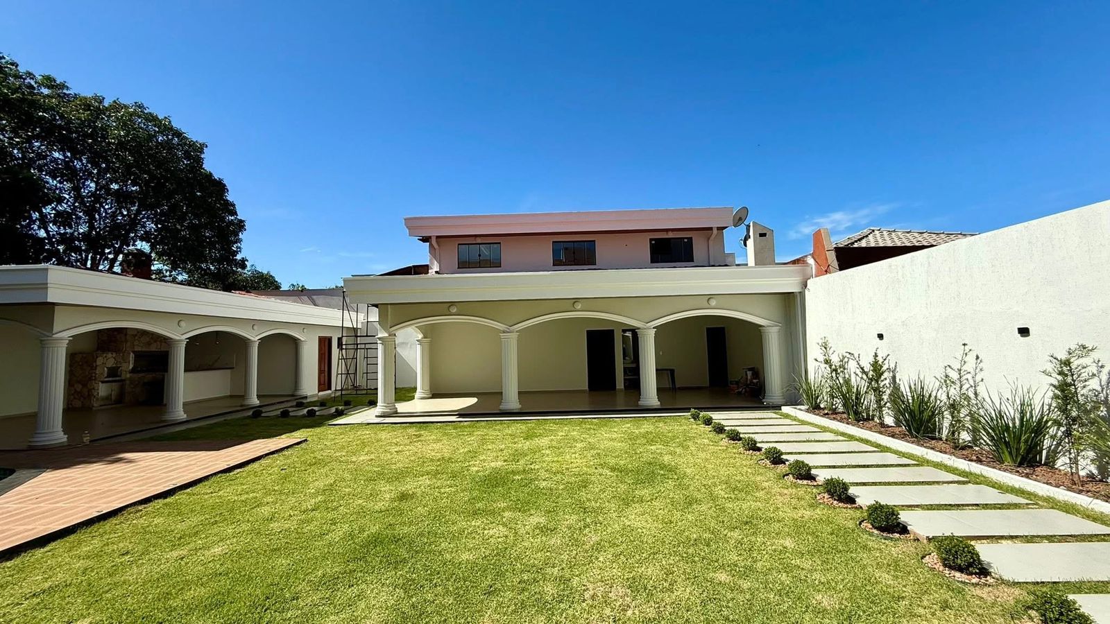 En venta: Lujosa residencia en el Barrio Boquerón — foto 2