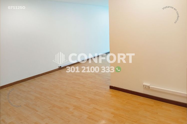 Oficina en arriendo en La Aguacatala, Medellín, 50 m² · foto 4 de 11