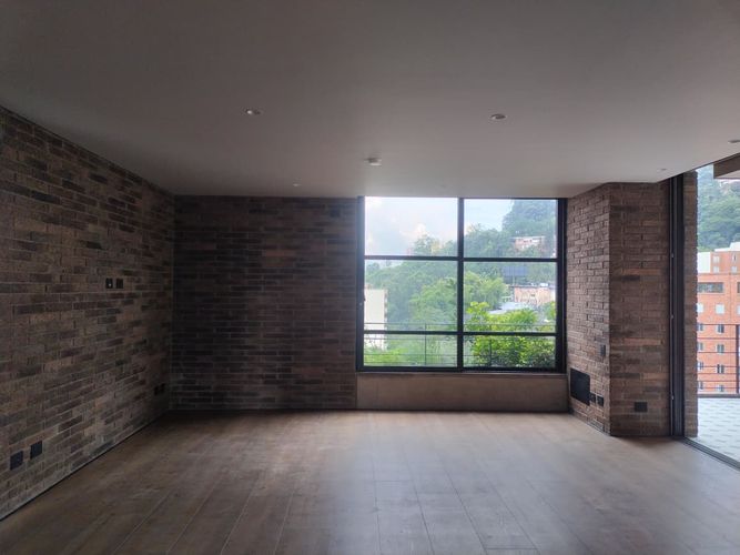 Apartamento de 2 alcobas en venta en El Poblado, Medellín, 132 m² · foto 9 de 17