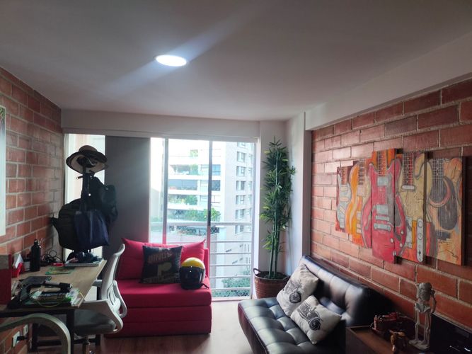 Apartamento de 1 alcoba en venta en El Poblado, Medellín, 60 m² · foto 3 de 11