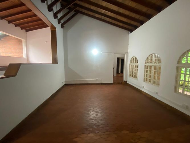 Oficina en arriendo en El Poblado, Medellín, 330 m² · foto 5 de 19