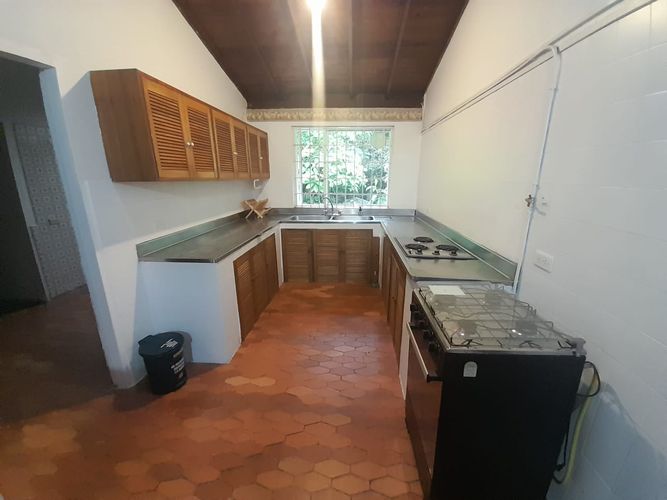 Oficina en arriendo en El Poblado, Medellín, 330 m² · foto 8 de 19