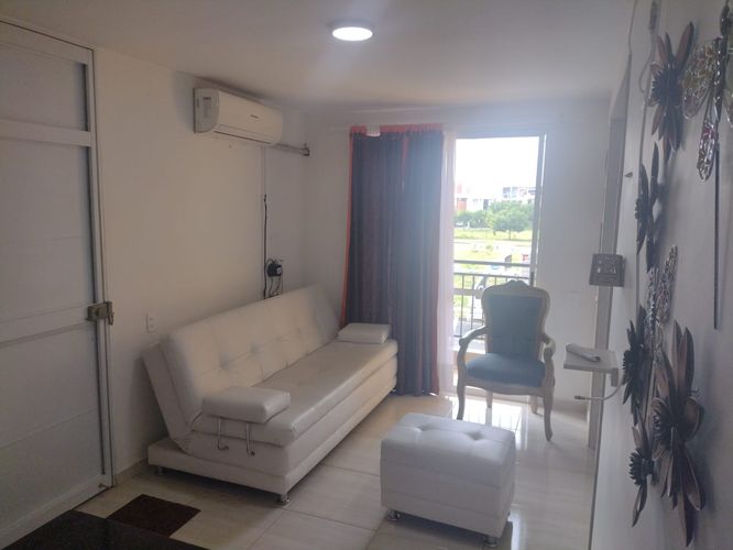 Apartamento de 2 alcobas en venta en El Carmelo, Candelaria, 52 m² · foto 2 de 16