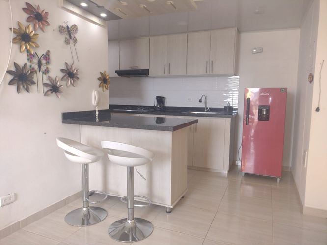 Apartamento de 2 alcobas en venta en El Carmelo, Candelaria, 52 m² · foto 3 de 16