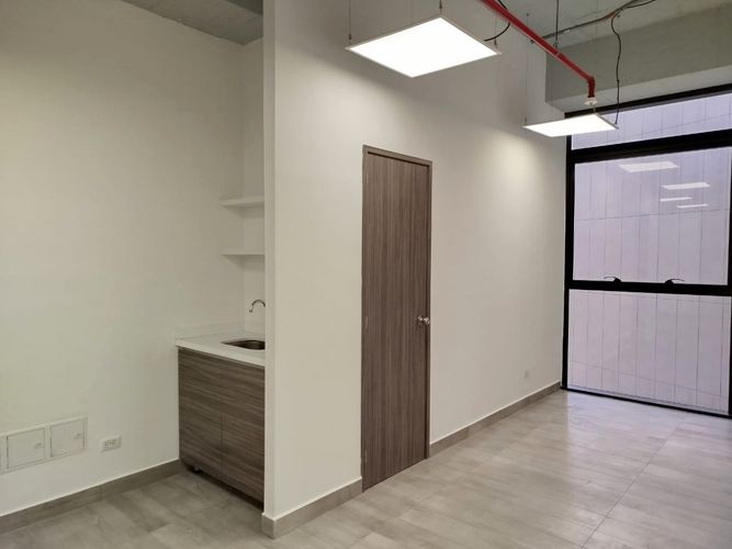 Oficina en arriendo en El Poblado, Medellín, 36 m² · foto 6 de 13