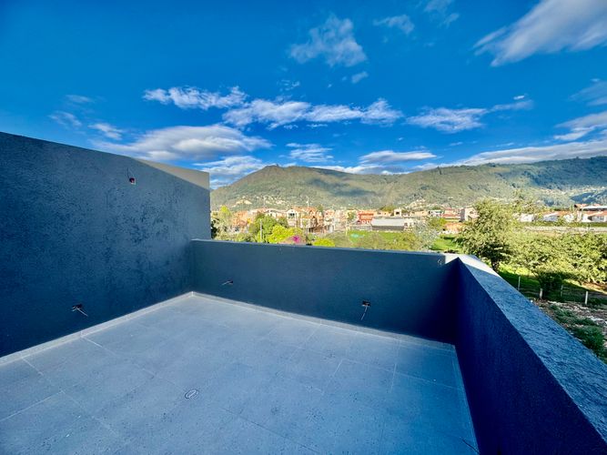 Casa de 3 alcobas en venta en Pueblo Viejo, Cota, 261 m² · foto 24 de 24