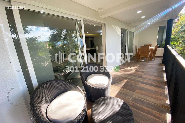 Casa de 4 alcobas en venta en San Lucas, Medellín, 360 m² · foto 3 de 24
