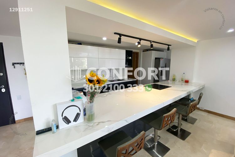 Casa de 4 alcobas en venta en San Lucas, Medellín, 360 m² · foto 4 de 24