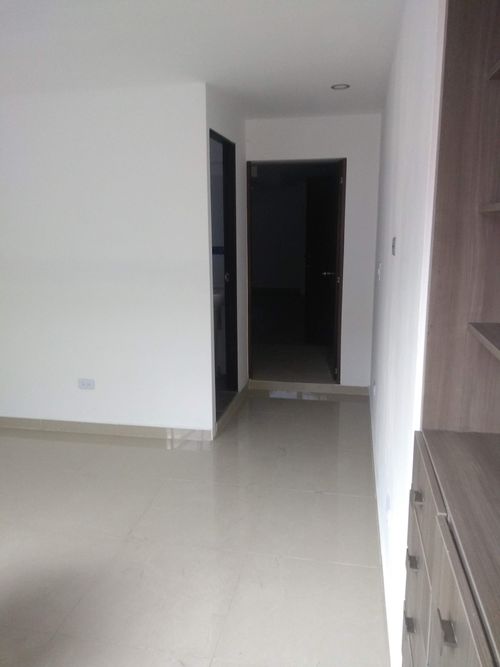 Casa de 4 alcobas en venta en Pampa Linda, Cali, 450 m² · foto 8 de 24