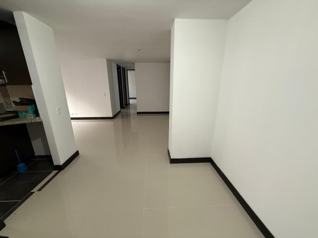 Apartamento en venta en Señorial, Envigado · foto 7 de 19