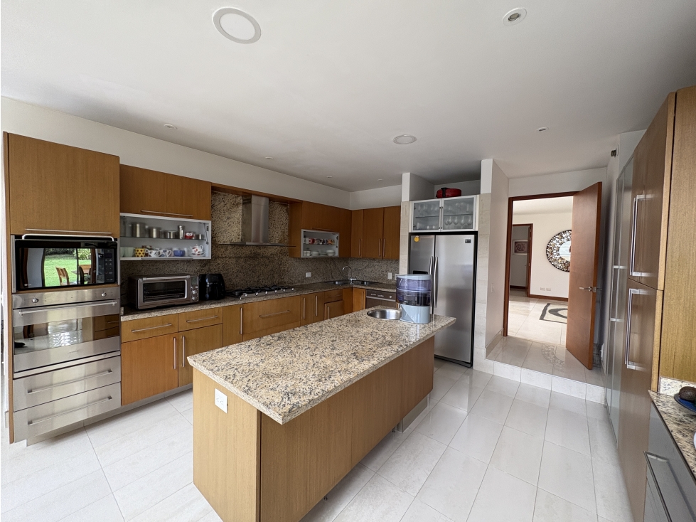 Casa en venta en Guaymaral, Bogotá · foto 3 de 24