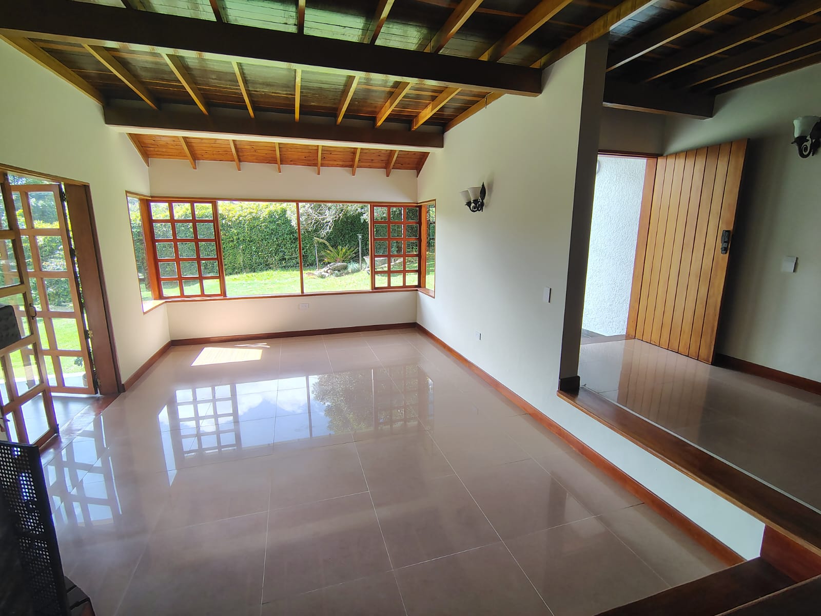 House for rent in Mesa, Envigado