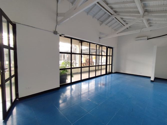 Local en arriendo en El Poblado, Medellín, 47 m² · foto 3 de 9