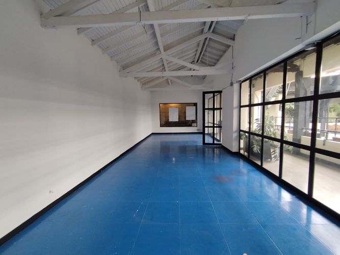 Local en arriendo en El Poblado, Medellín, 47 m² · foto 6 de 9