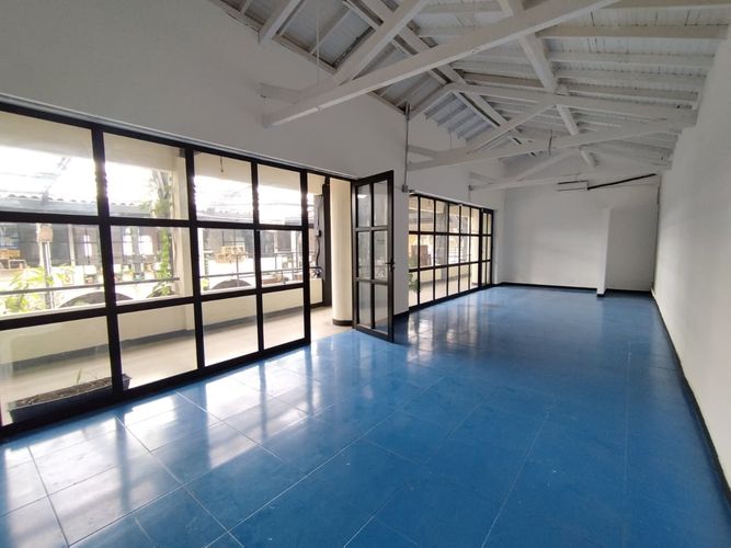 Local en arriendo en El Poblado, Medellín, 47 m² · foto 8 de 9