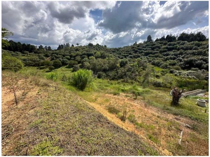 Lote en venta en San Antonio, Guarne, 1727 m² · foto 4 de 16