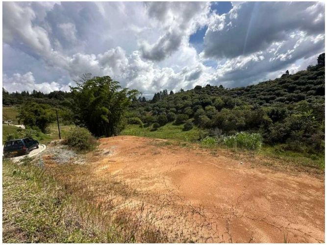 Lote en venta en San Antonio, Guarne, 1727 m² · foto 13 de 16
