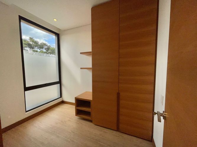 Apartamento de 3 alcobas en venta en Santa Barbara Alta, Bogotá, 319 m² · foto 9 de 24