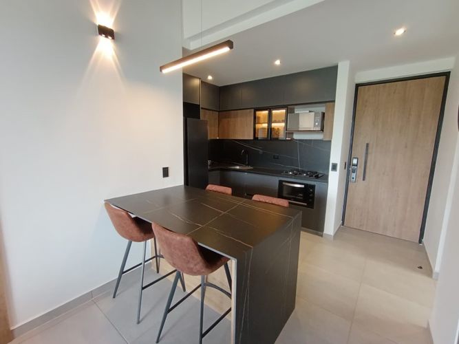 Apartamento de 3 alcobas en venta en La Ceja, 76 m² · foto 2 de 16