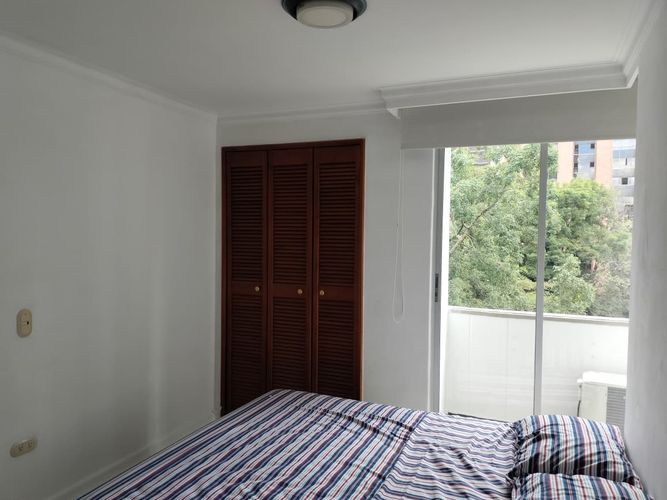 Apartamento de 2 alcobas en arriendo en El Poblado, Medellín, 100 m² · foto 16 de 19