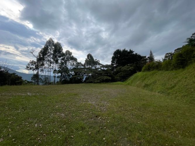 Lote en venta en Otraparte, Envigado, 1700 m² · foto 3 de 9