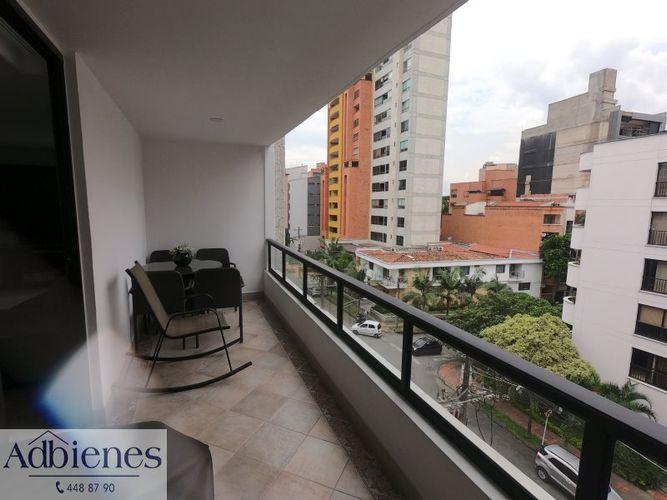 Apartamento de 4 alcobas en venta en Laureles, Medellín, 240 m² · foto 14 de 23