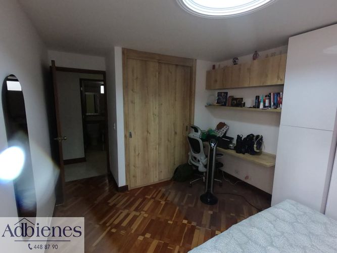 Apartamento de 4 alcobas en venta en Laureles, Medellín, 240 m² · foto 20 de 23