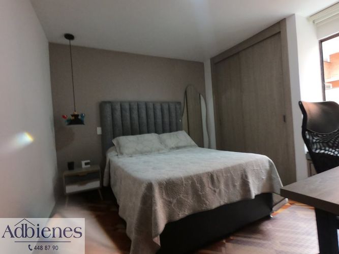Apartamento de 4 alcobas en venta en Laureles, Medellín, 240 m² · foto 22 de 23