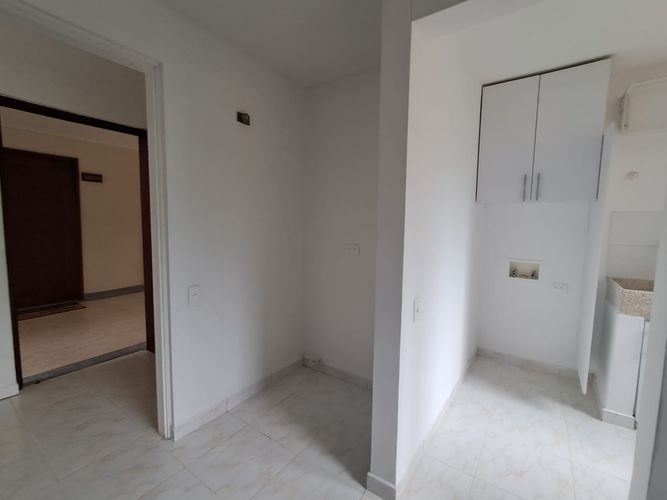 Apartamento de 3 alcobas en arriendo en El Poblado, Medellín, 98 m² · foto 5 de 20