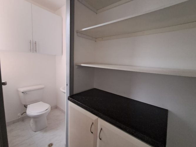 Apartamento de 3 alcobas en arriendo en El Poblado, Medellín, 98 m² · foto 10 de 20