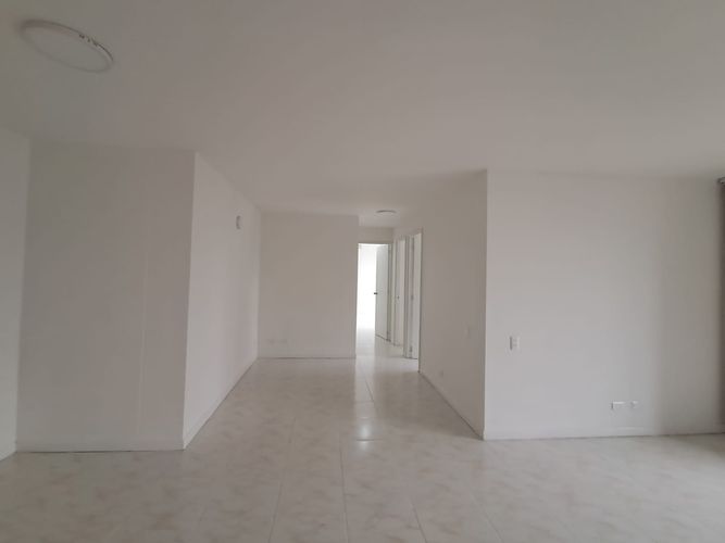 Apartamento de 3 alcobas en arriendo en El Poblado, Medellín, 98 m² · foto 14 de 20