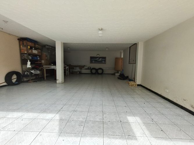Casa de 8 alcobas en venta en Algarra Iii, Zipaquirá, 417 m² · foto 4 de 24