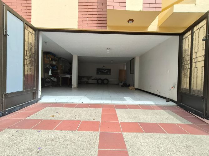 Casa de 8 alcobas en venta en Algarra Iii, Zipaquirá, 417 m² · foto 24 de 24