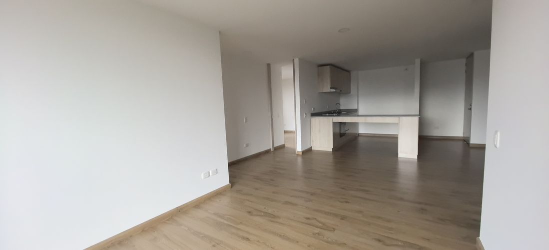 Apartamento en venta en Las Ferias, Bogotá · foto 6 de 16
