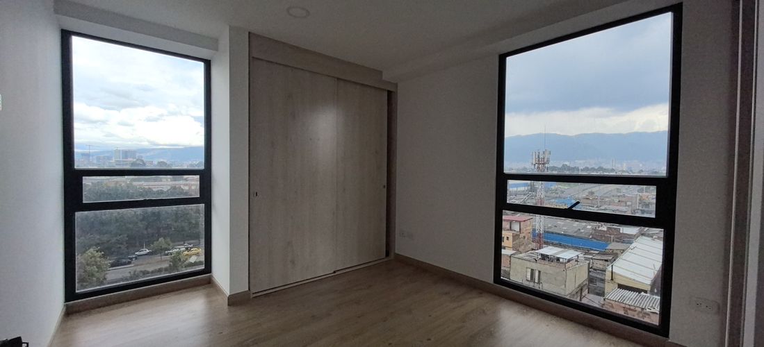 Apartamento en venta en Las Ferias, Bogotá · foto 8 de 16