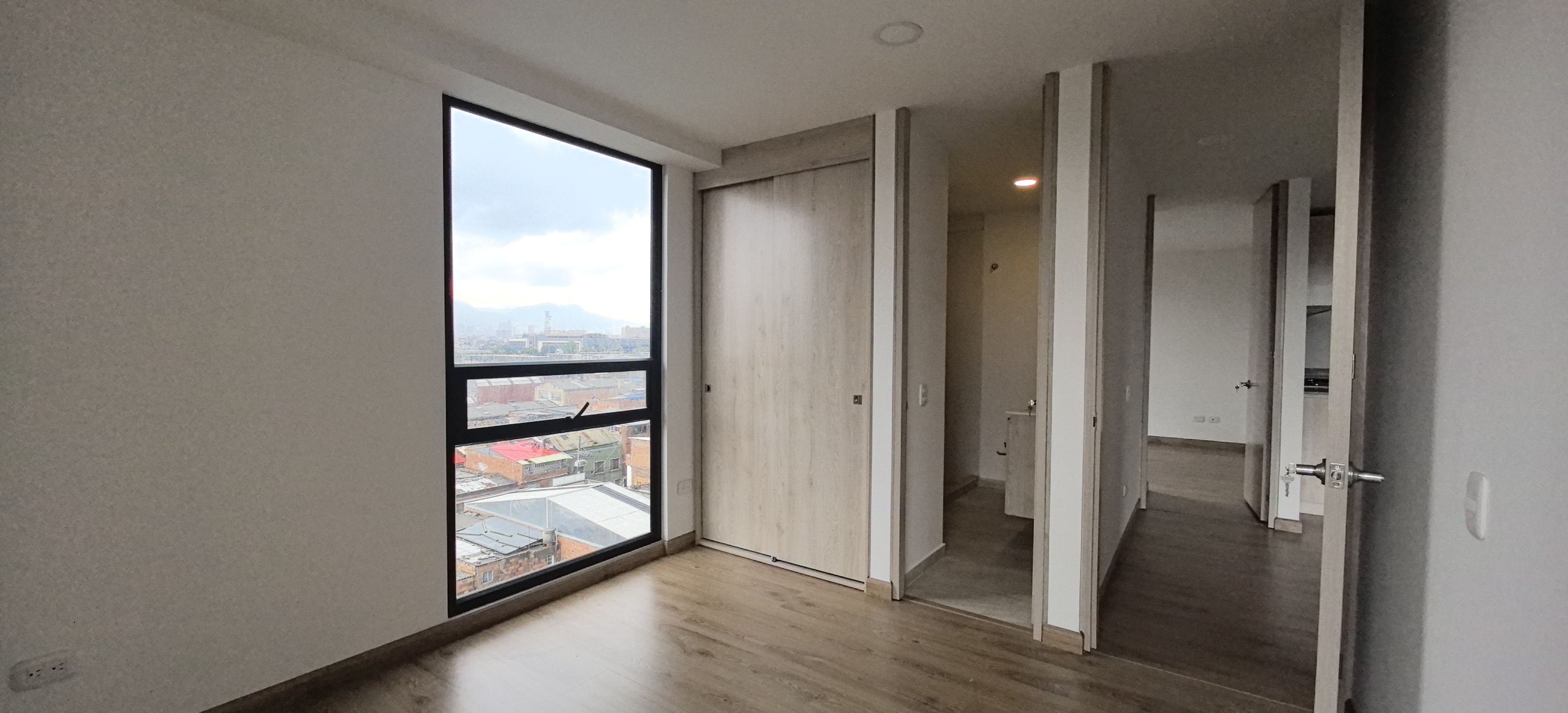 Apartamento en venta en Las Ferias, Bogotá · foto 9 de 16