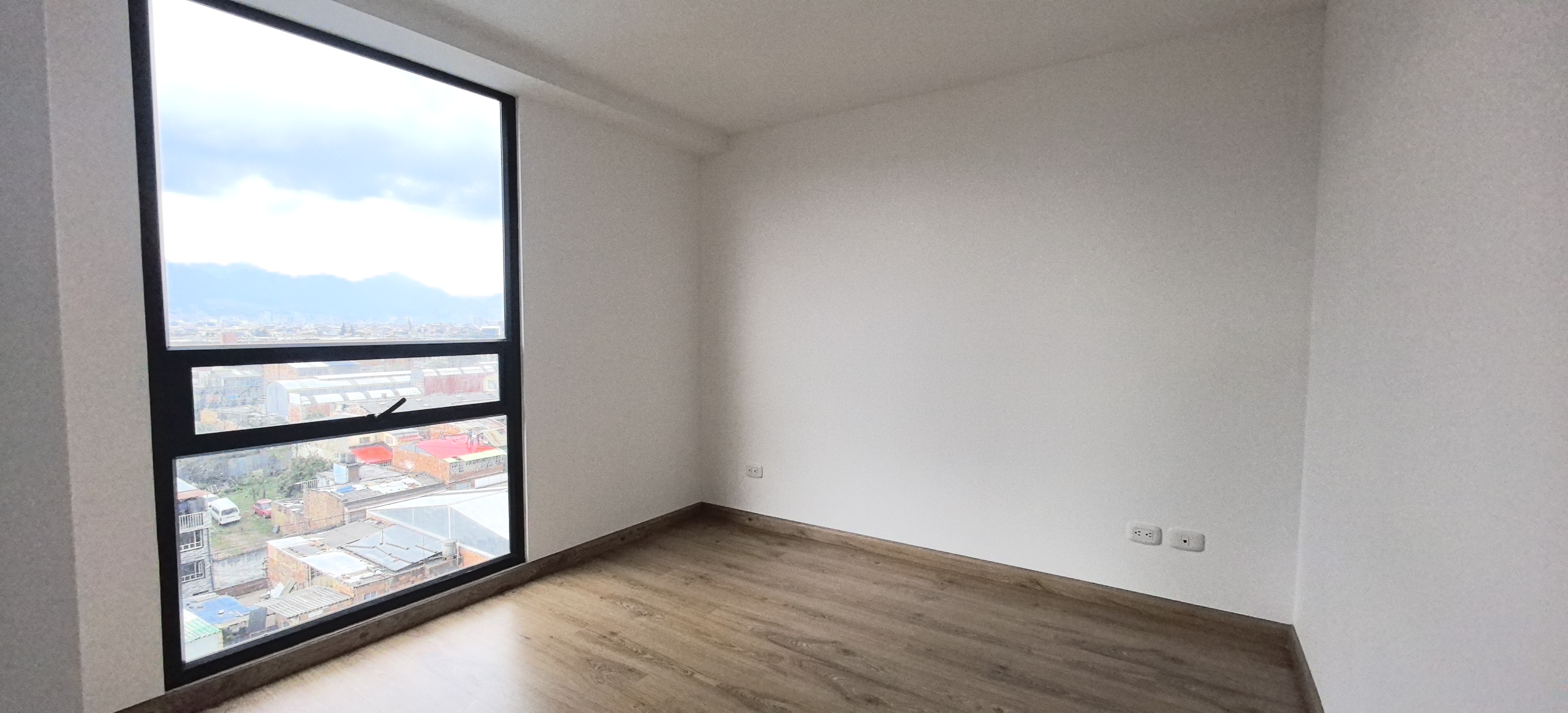 Apartamento en venta en Las Ferias, Bogotá · foto 11 de 16