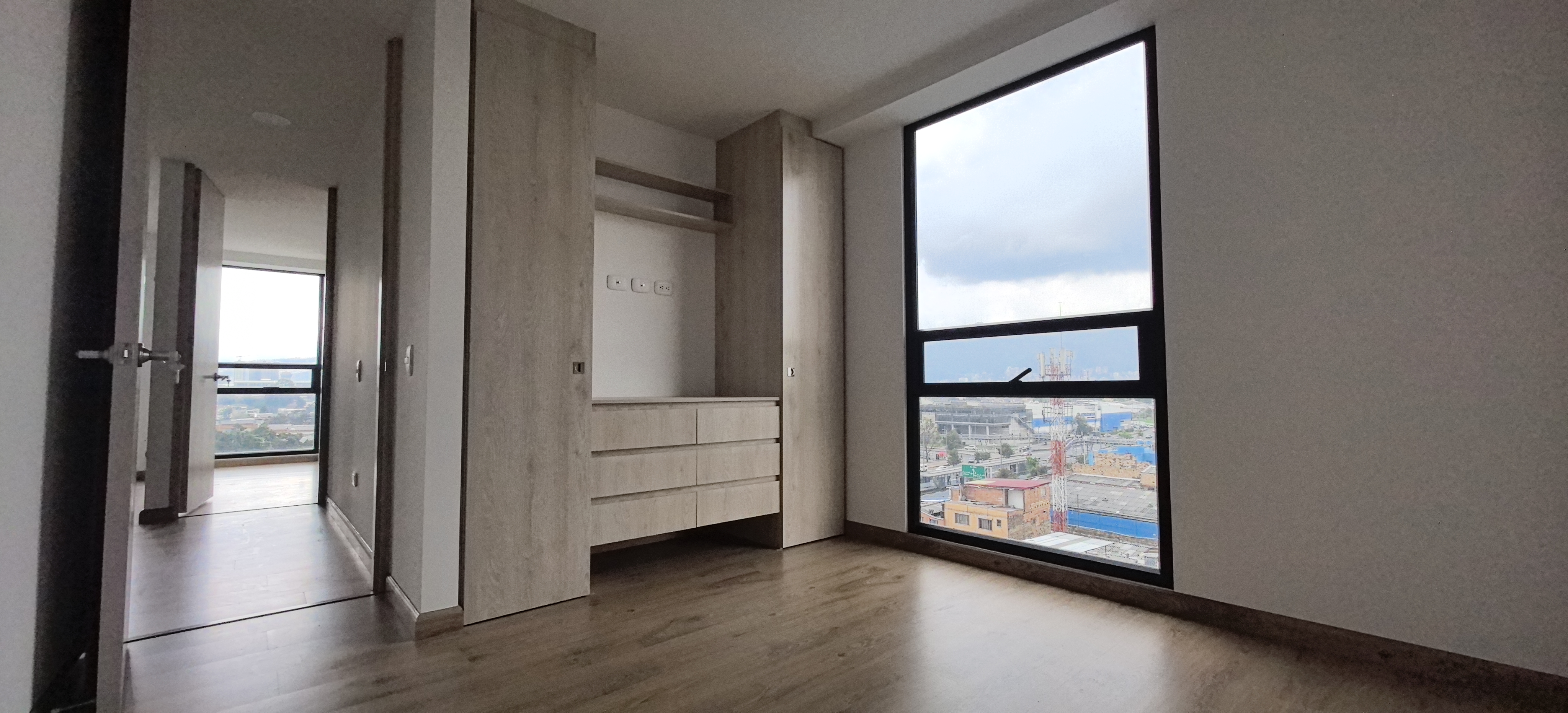 Apartamento en venta en Las Ferias, Bogotá · foto 12 de 16