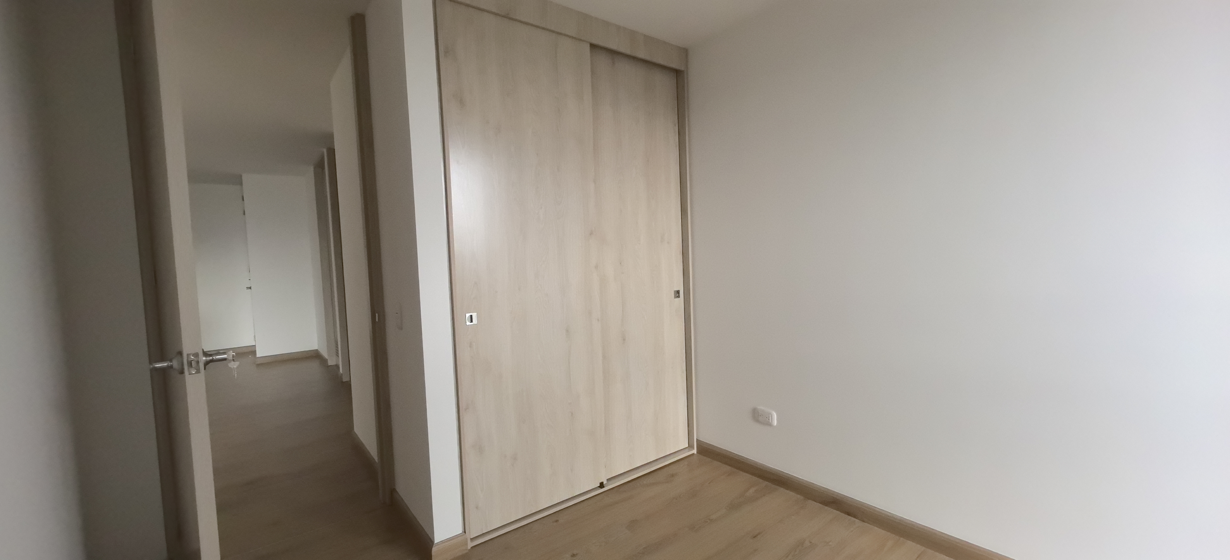 Apartamento en venta en Las Ferias, Bogotá · foto 13 de 16