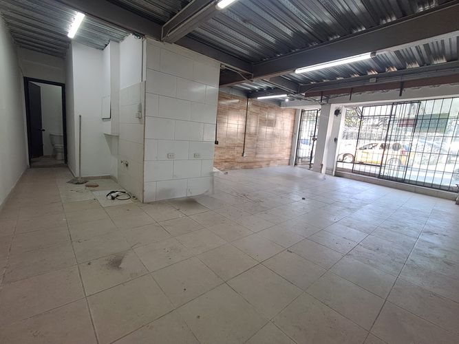 Local en arriendo en Zona Industrial N.D., Dosquebradas, 38 m² · foto 6 de 9