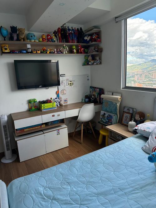 Apartamento de 3 alcobas en venta en Cabañas, Bello, 95 m² · foto 5 de 17