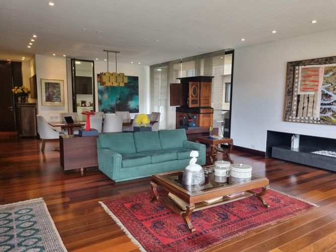 Apartamento de 3 alcobas en venta en La Cabrera, Bogotá, 315 m² · foto 12 de 24