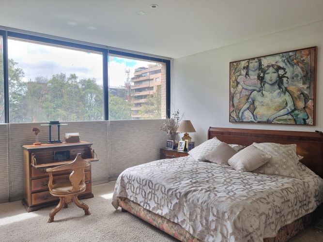 Apartamento de 3 alcobas en venta en La Cabrera, Bogotá, 315 m² · foto 18 de 24