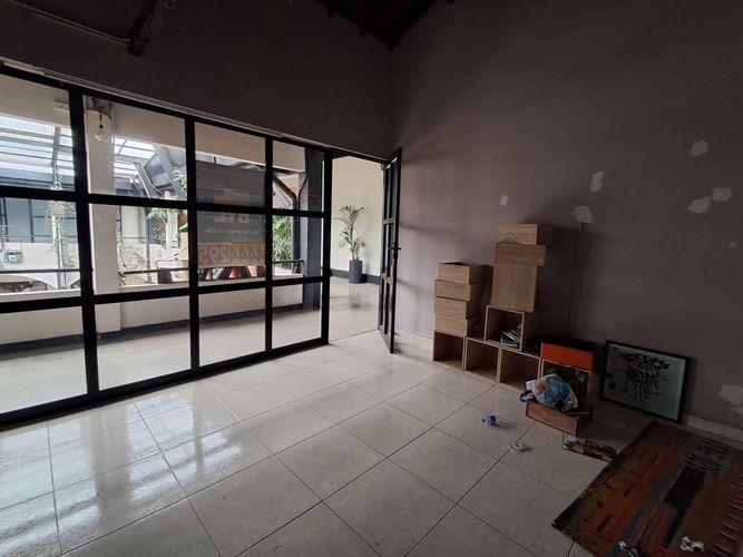 Local en arriendo en El Poblado, Medellín, 16 m² · foto 6 de 8