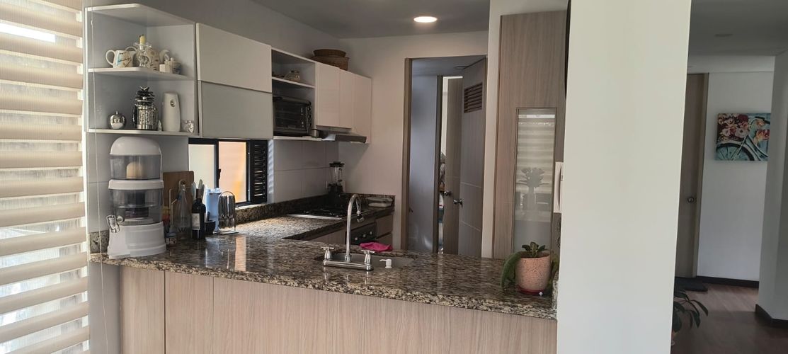 Casa de 4 alcobas en venta en Fonquetá, Cota, 241 m² · foto 7 de 19